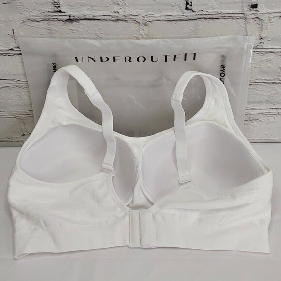 'UNDEROUTFIT' COMFORT SHAPING WIRELESS BRA W / ADJUSTABLE STRAPS - Picture 2 of 16